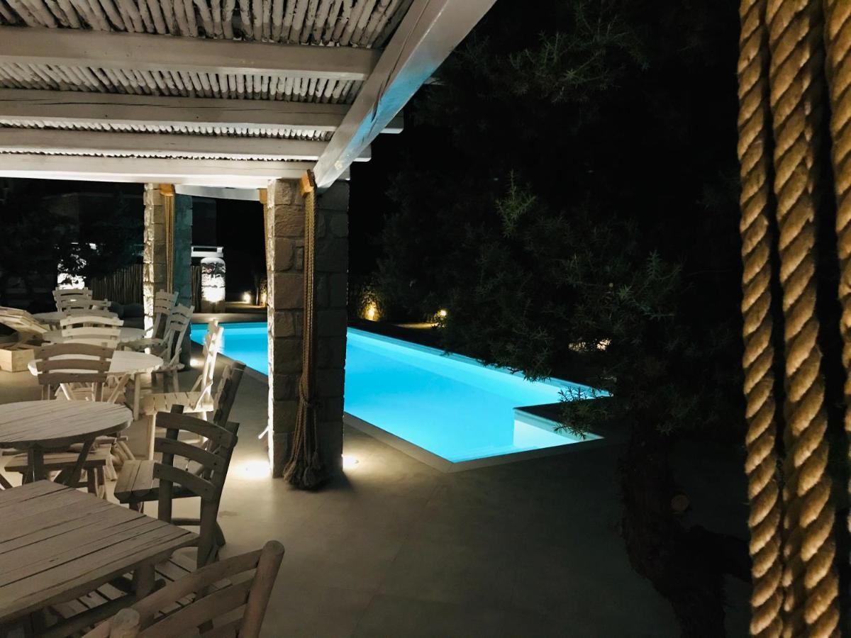 Milo Milo Suites Mandrakia Exterior photo