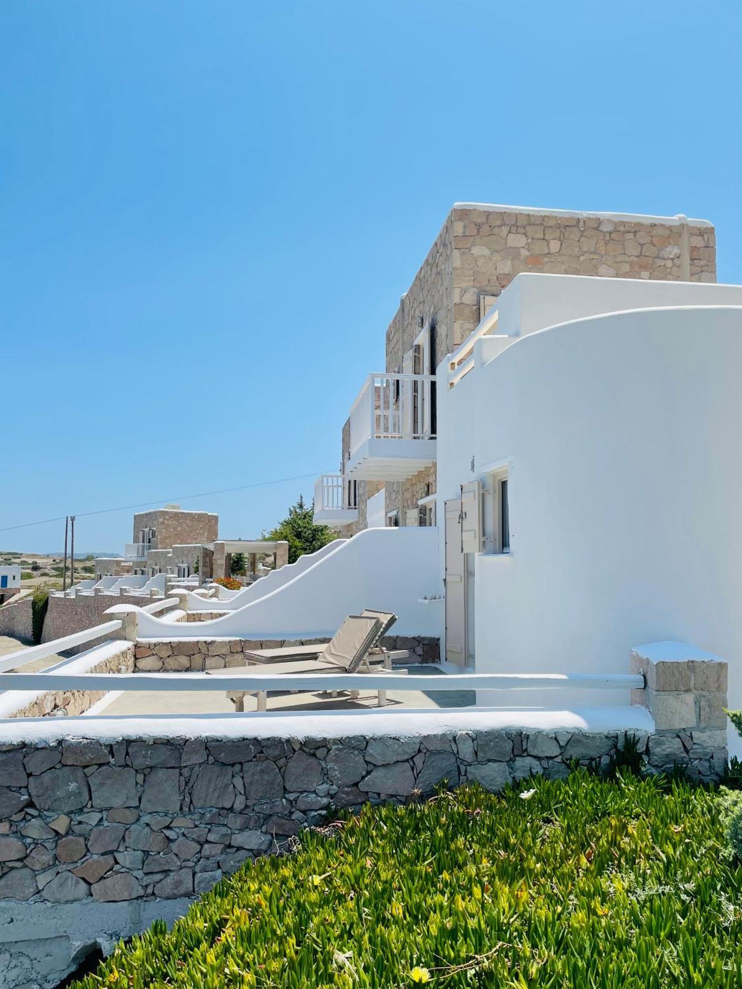 Milo Milo Suites Mandrakia Exterior photo