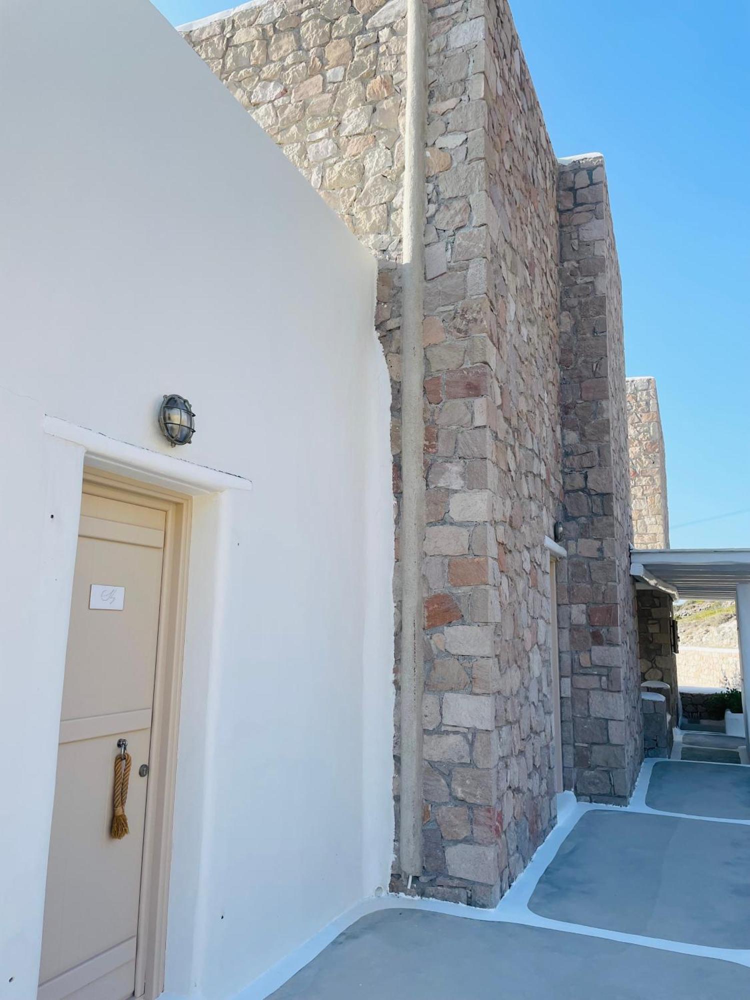 Milo Milo Suites Mandrakia Exterior photo