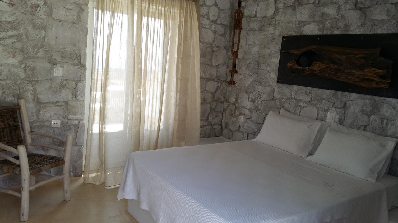 Milo Milo Suites Mandrakia Exterior photo