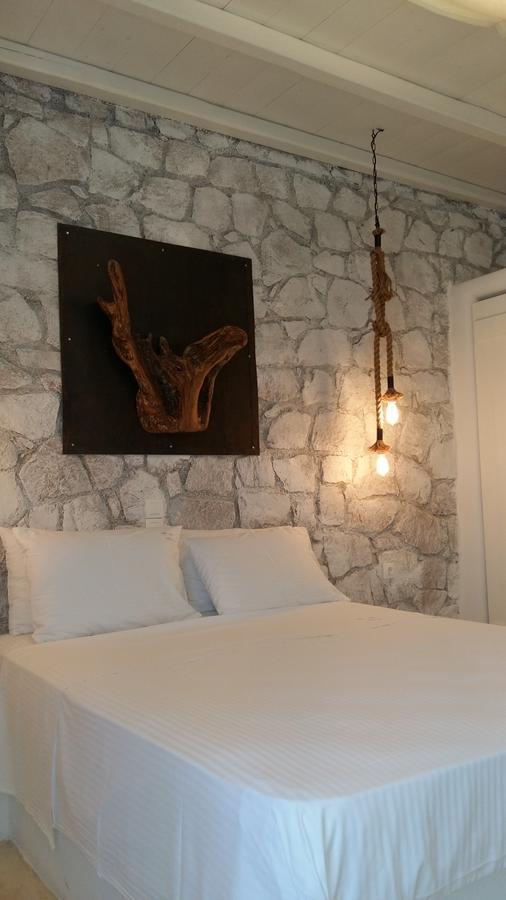 Milo Milo Suites Mandrakia Exterior photo