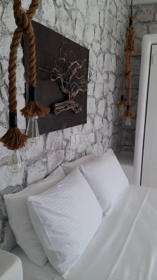 Milo Milo Suites Mandrakia Exterior photo